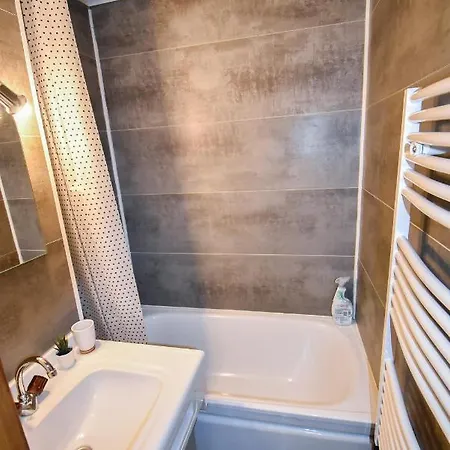 Апартаменты Au Pied Des Pistes B48, Chaleureux 4 Pers, Balcon Plein Sud, Draps Non Compris Сен-Жан-д'Ольп